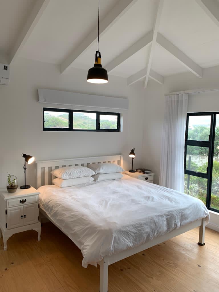 To Let 3 Bedroom Property for Rent in Pringle Bay Western Cape